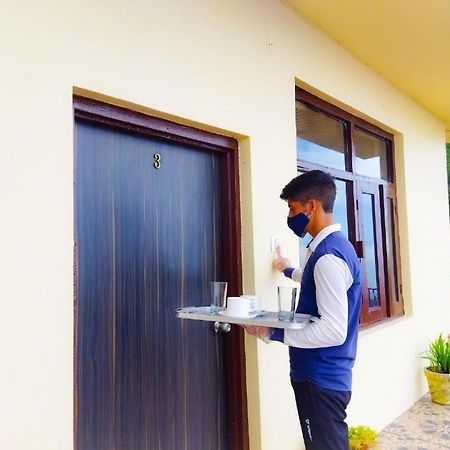 Hotel Himdhara, Dalhousie Eksteriør billede